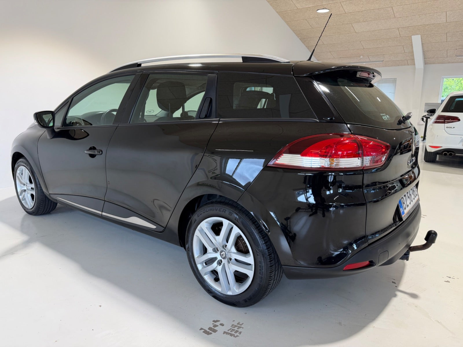 Sort Renault Clio IV fra 2017
