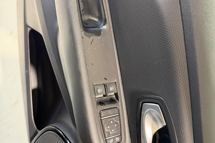 Sort Renault Clio IV fra 2017