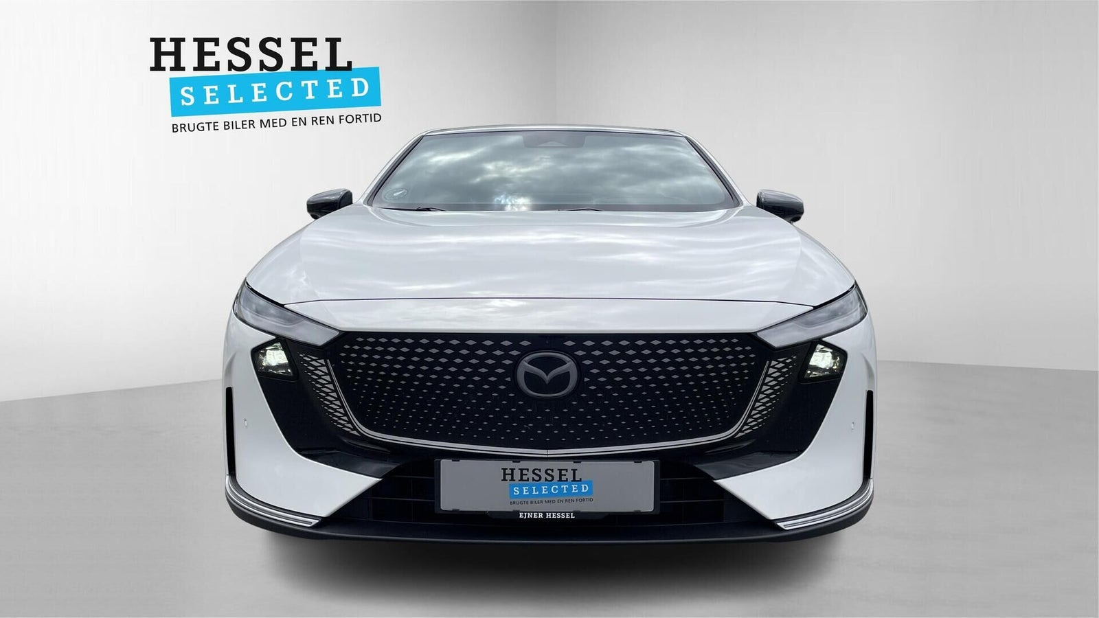 Hvid Mazda 6e fra 2025