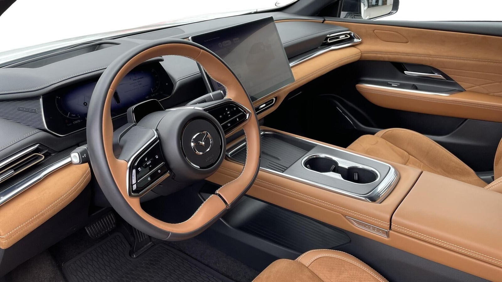 Hvid Mazda 6e fra 2025