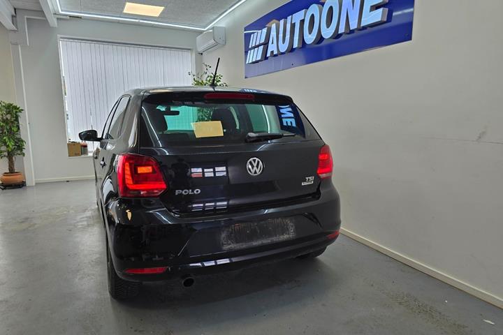 Sort VW Polo fra 2015
