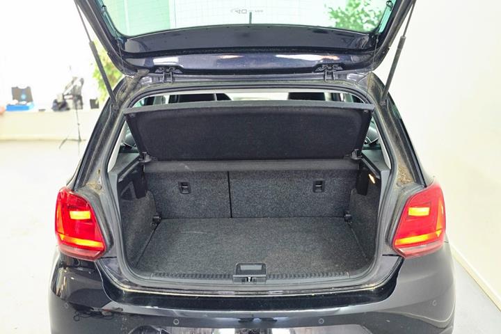 Sort VW Polo fra 2015