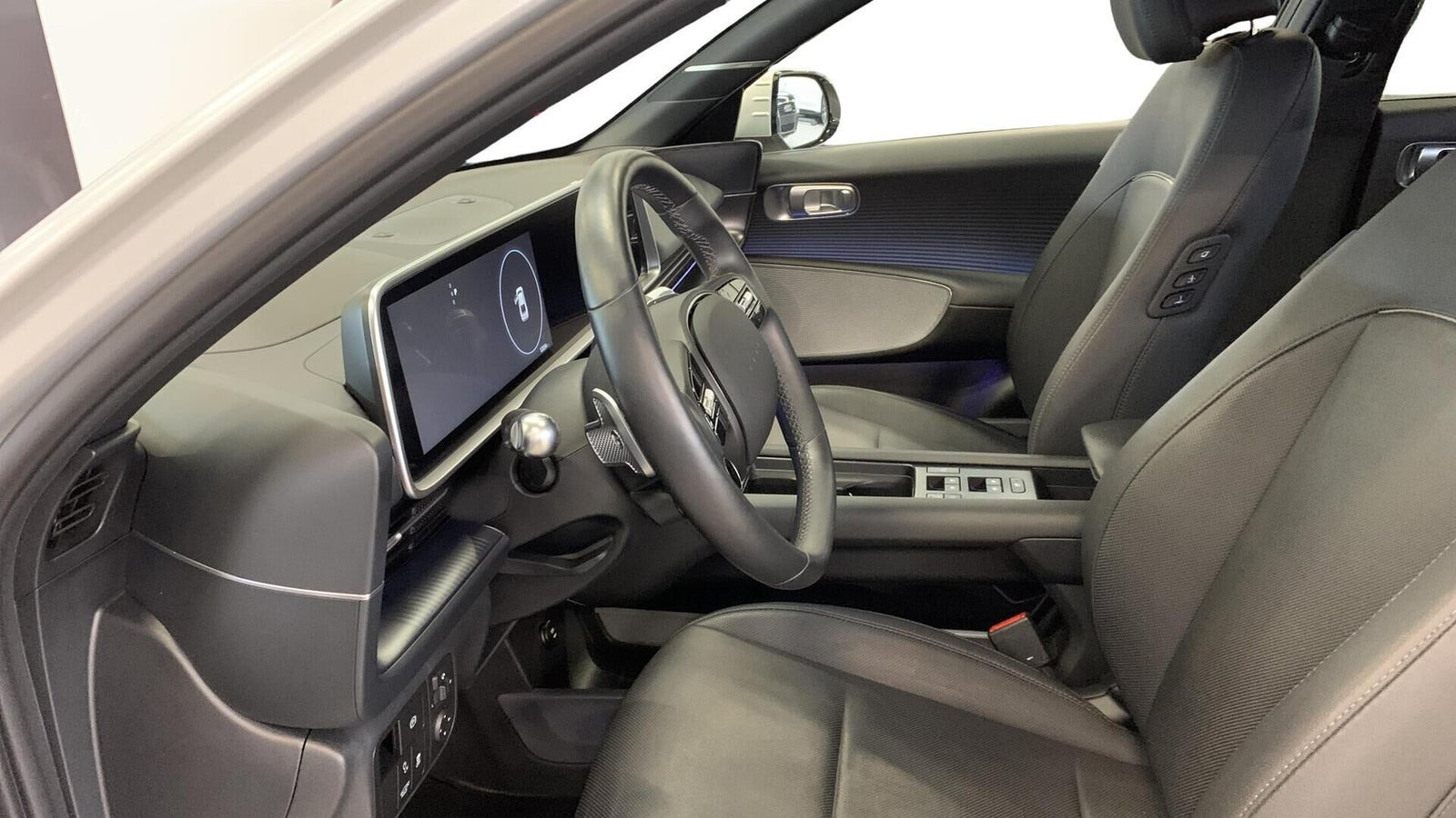 Orange Hyundai Ioniq 6 fra 2023