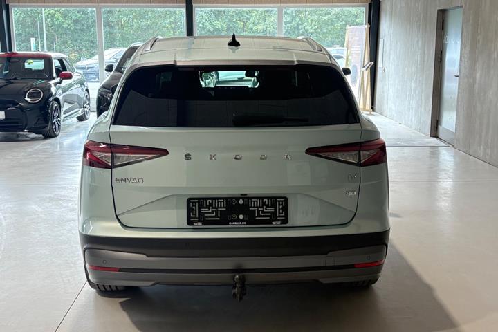 Grøn Skoda Enyaq fra 2022