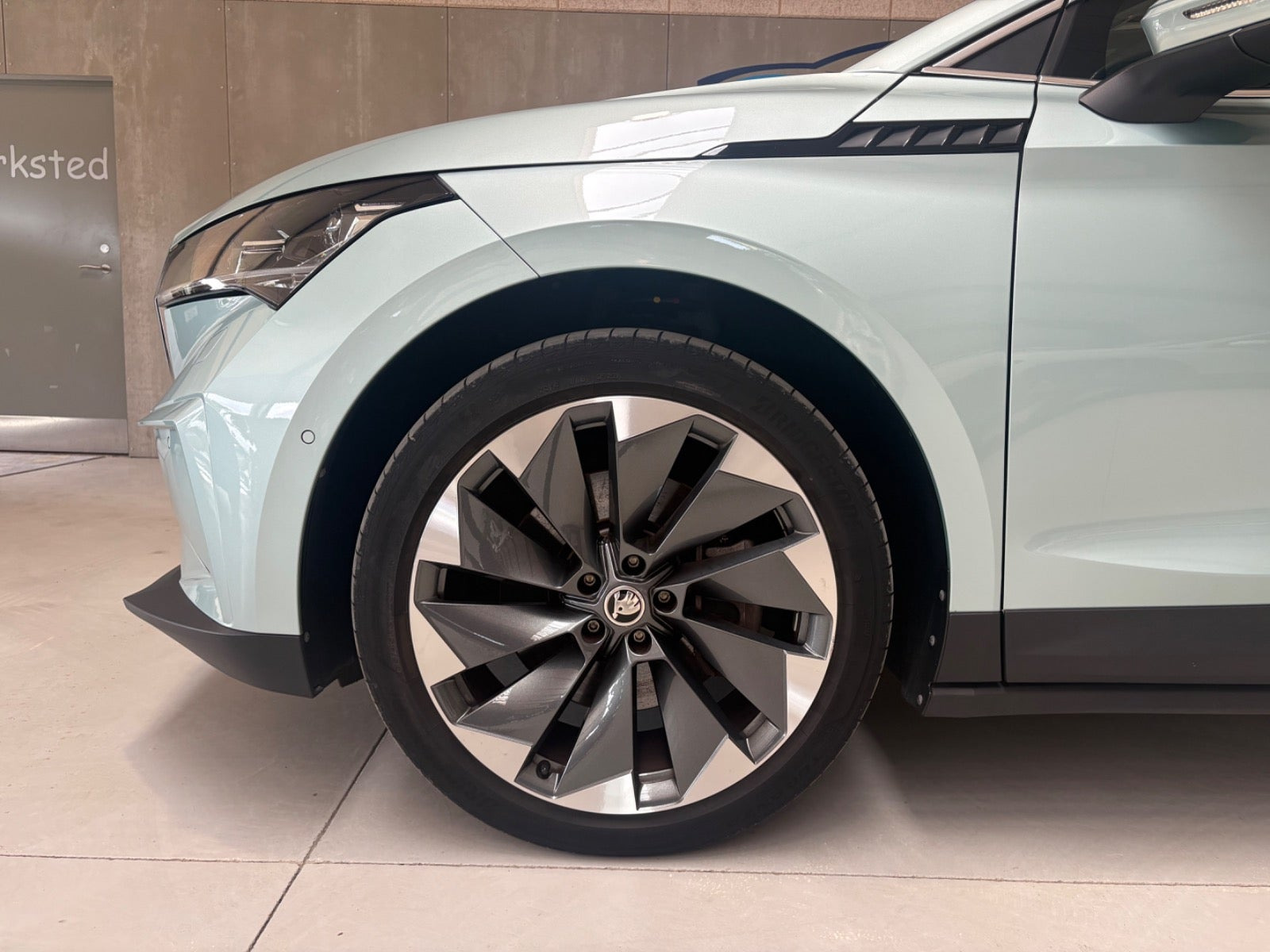 Grøn Skoda Enyaq fra 2022