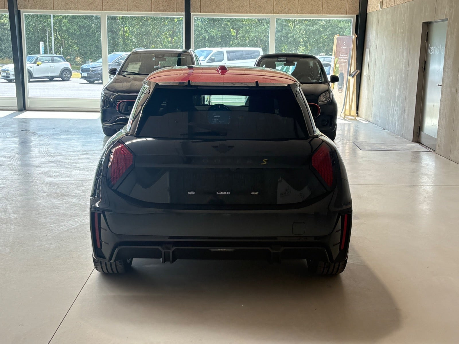 Grå Mini Cooper SE fra 2024