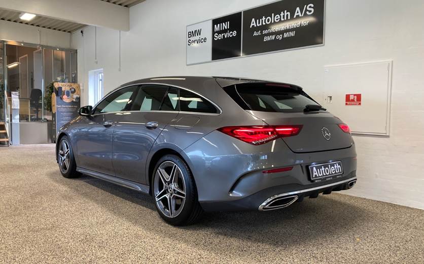 Mercedes CLA200