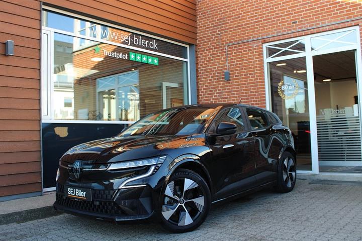 Sort Renault Megane E-Tech fra 2023