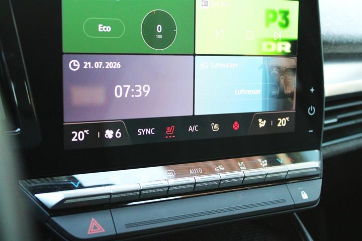 Sort Renault Megane E-Tech fra 2023
