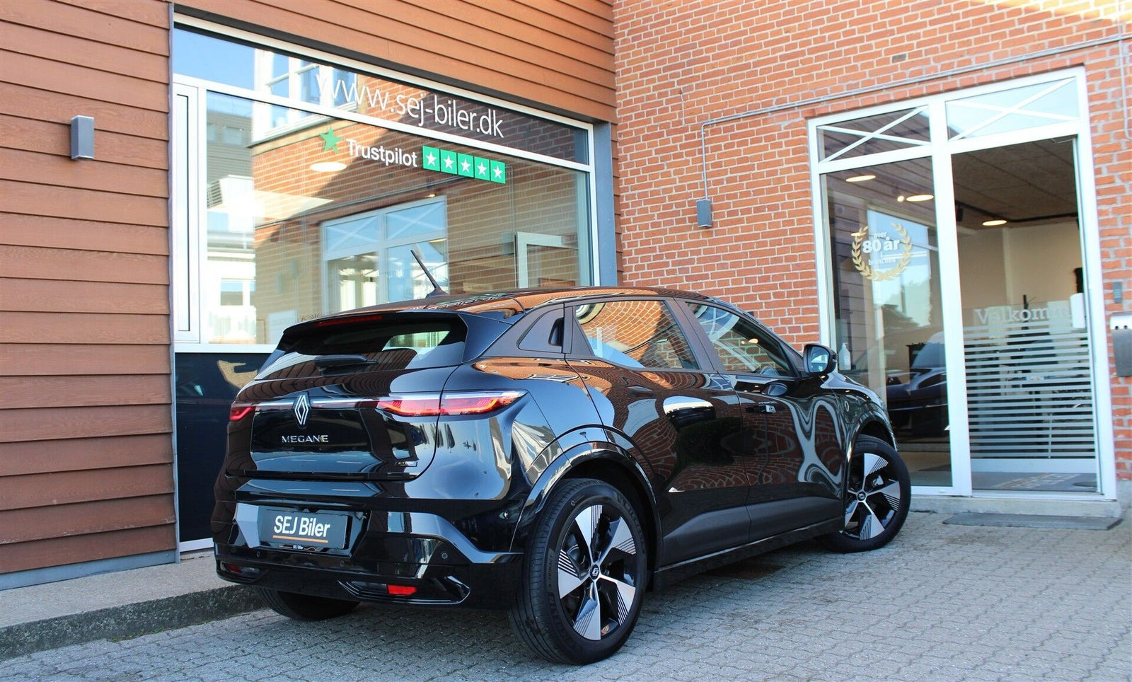 Sort Renault Megane E-Tech fra 2023