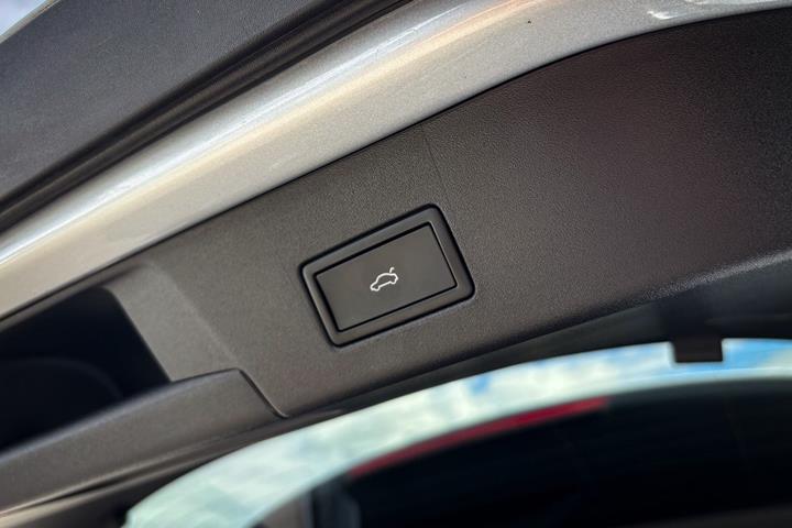Sølv VW ID.4 fra 2025