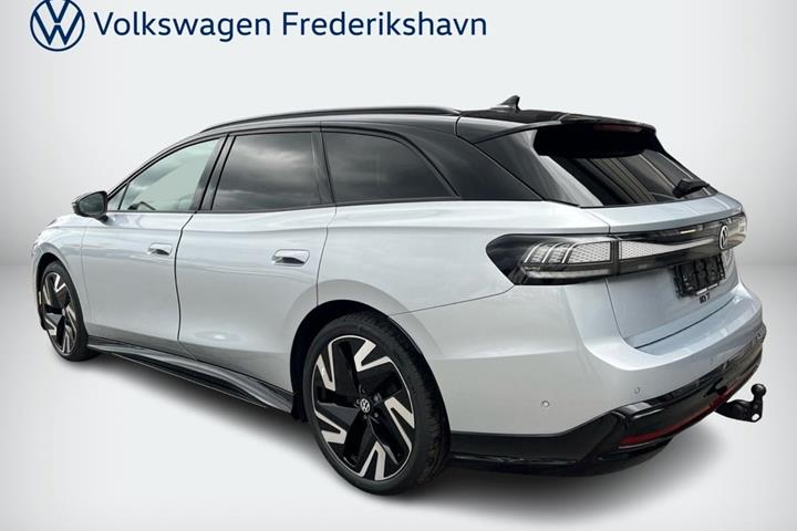 Sølv VW ID.7 fra 2026