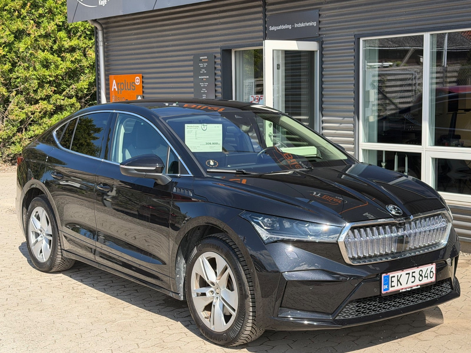 Sort Skoda Enyaq fra 2023