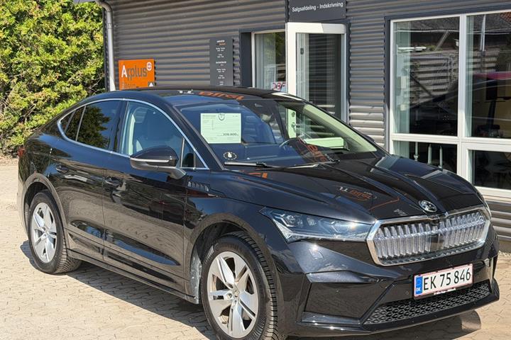 Sort Skoda Enyaq fra 2023