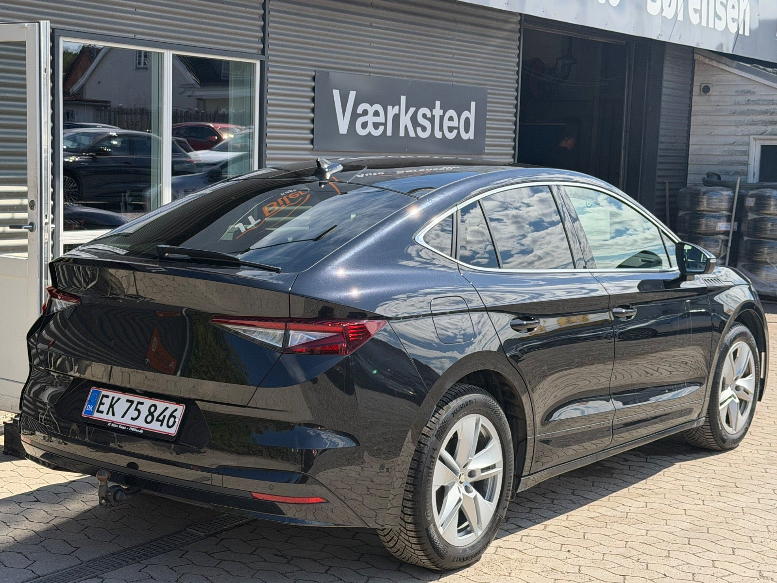 Sort Skoda Enyaq fra 2023