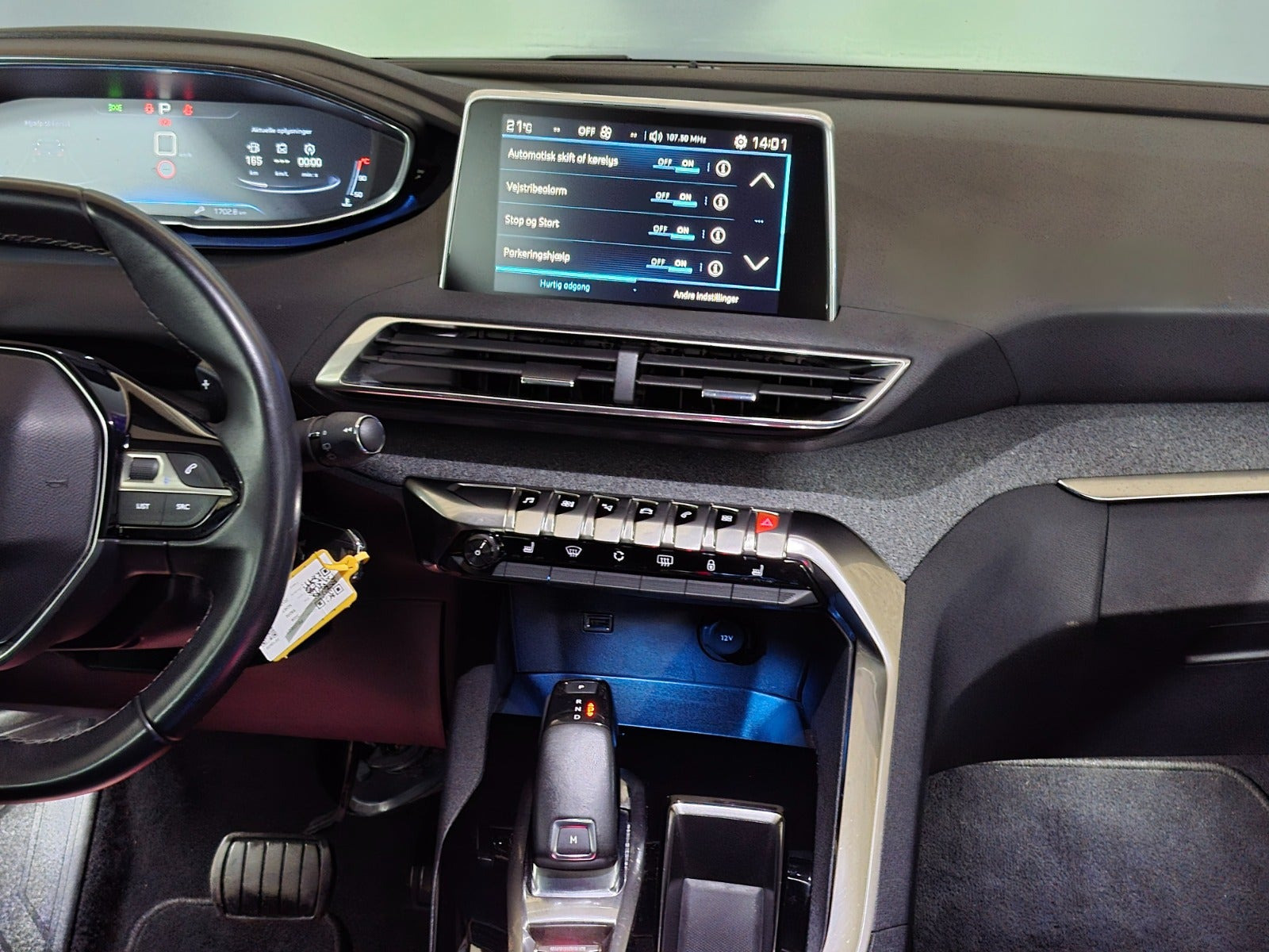 Sort Peugeot 3008 fra 2017
