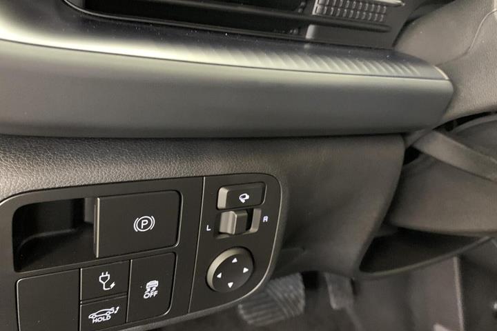 Grå Hyundai Ioniq 6 fra 2023