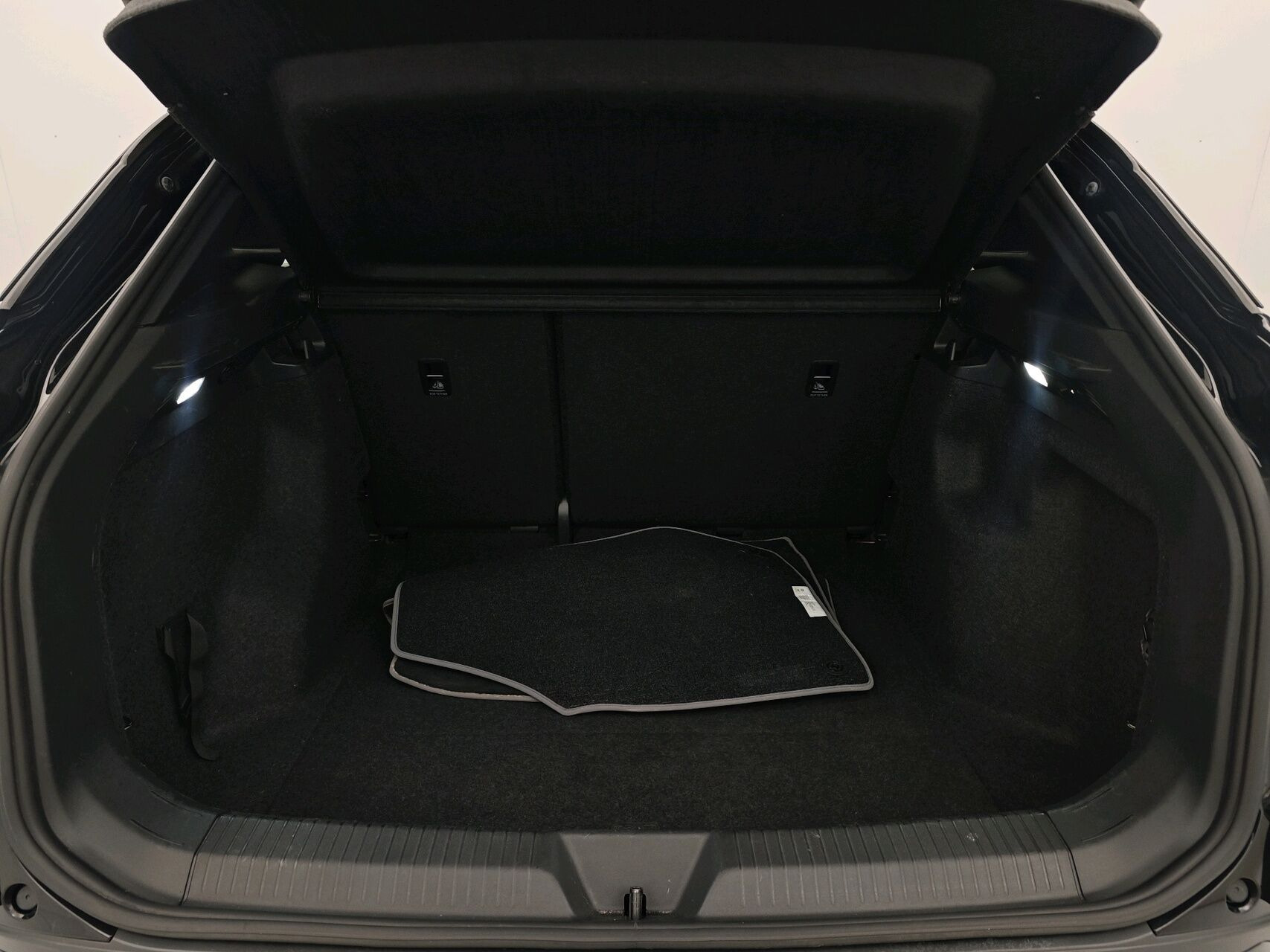 Sort VW ID.4 fra 2023