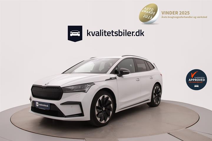 Hvid Skoda Enyaq fra 2022