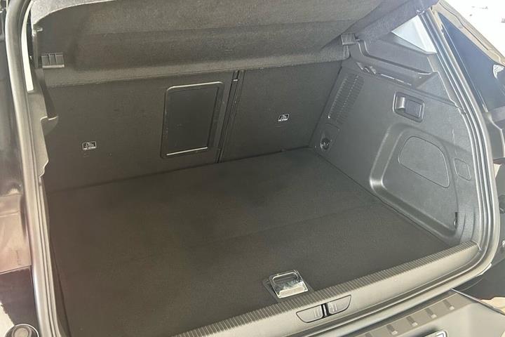 Sort Opel Grandland X fra 2021
