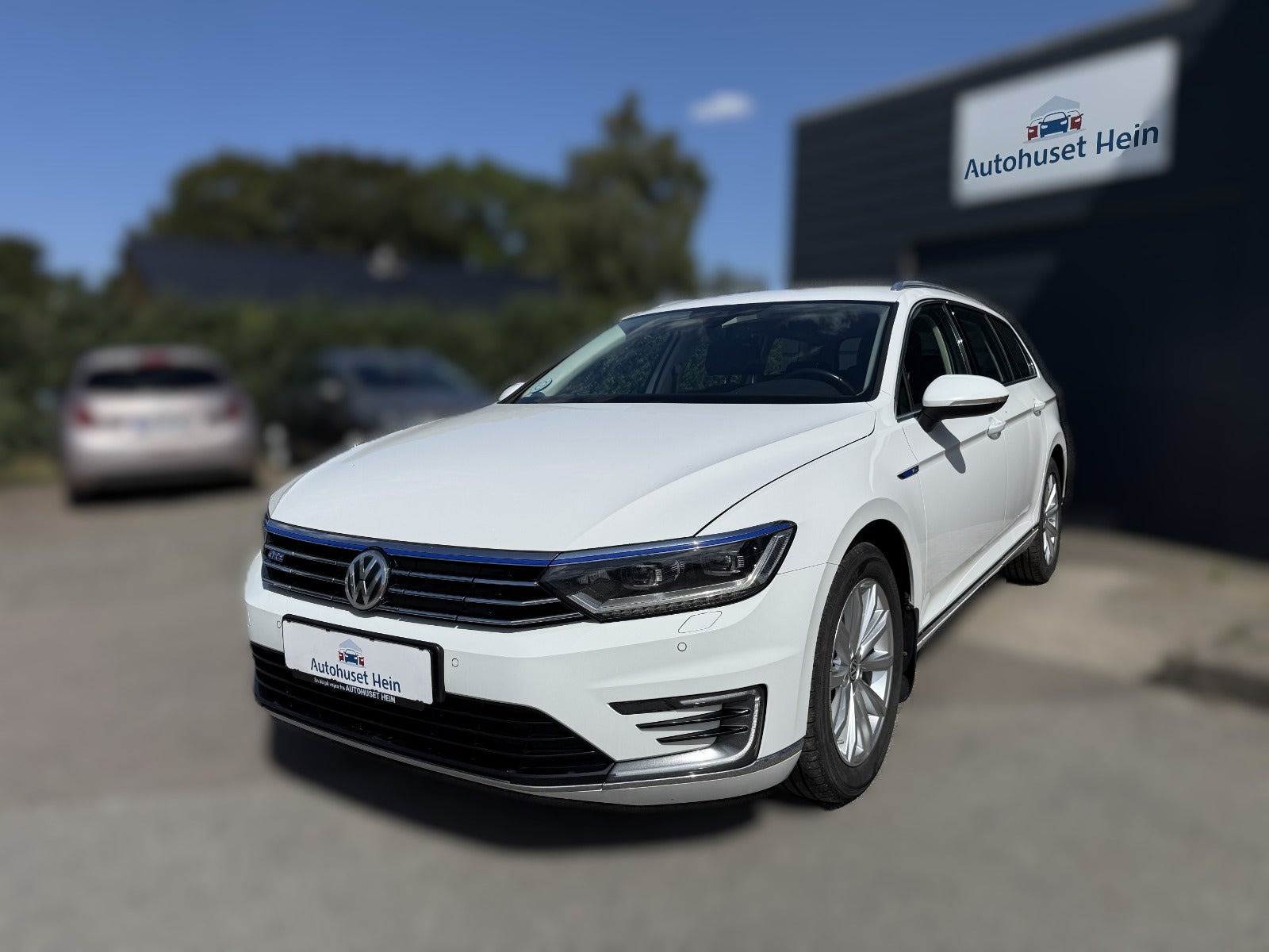 Hvid VW Passat fra 2018