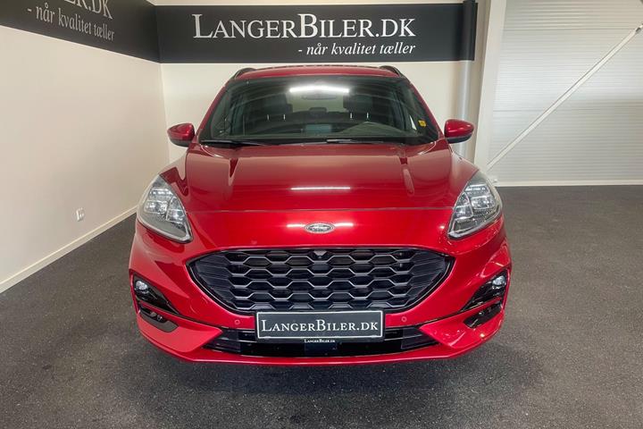 Grå Ford Kuga fra 2020