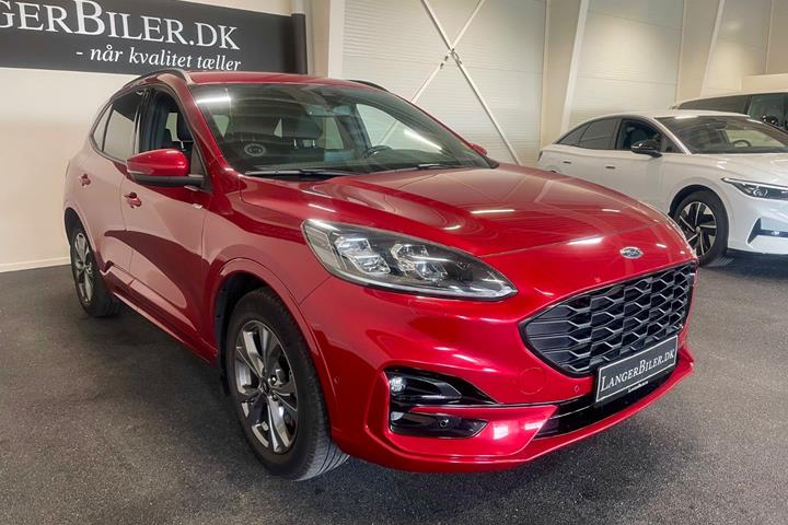 Grå Ford Kuga fra 2020