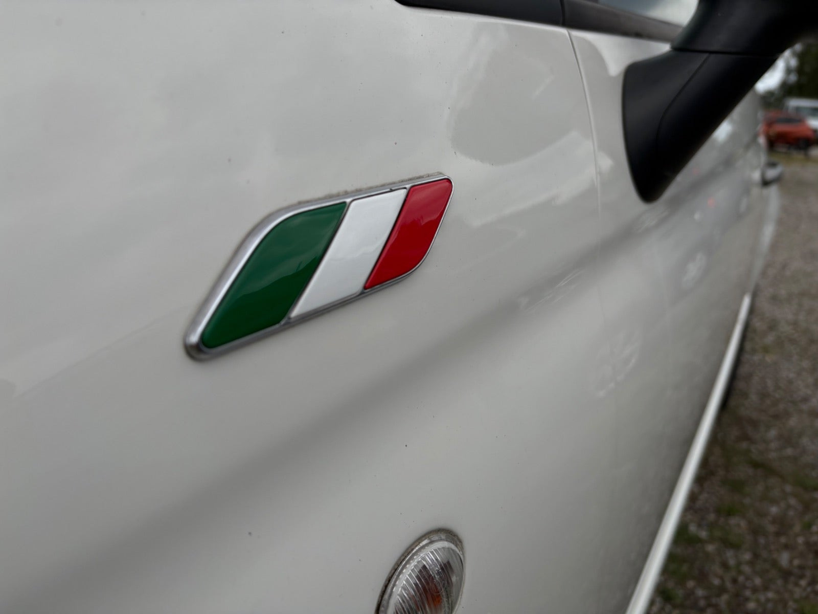 Grøn Fiat 500C fra 2012