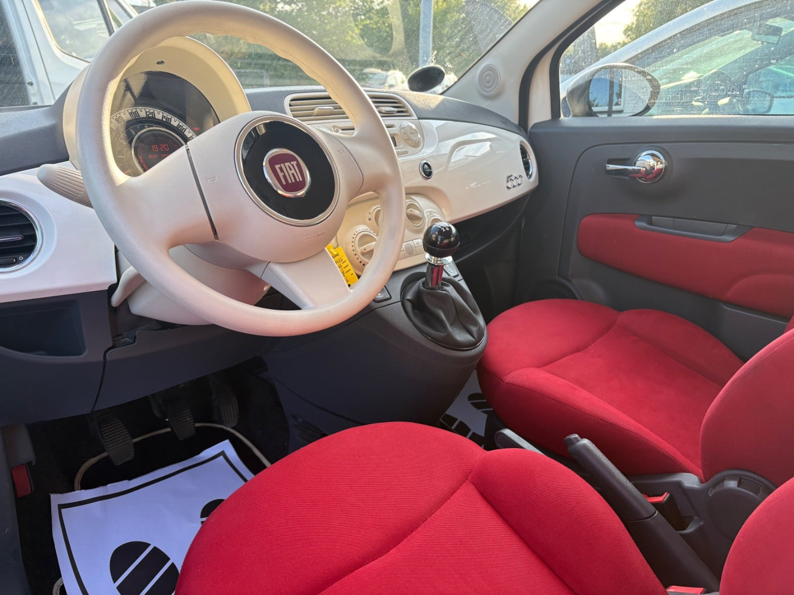 Grøn Fiat 500 fra 2008