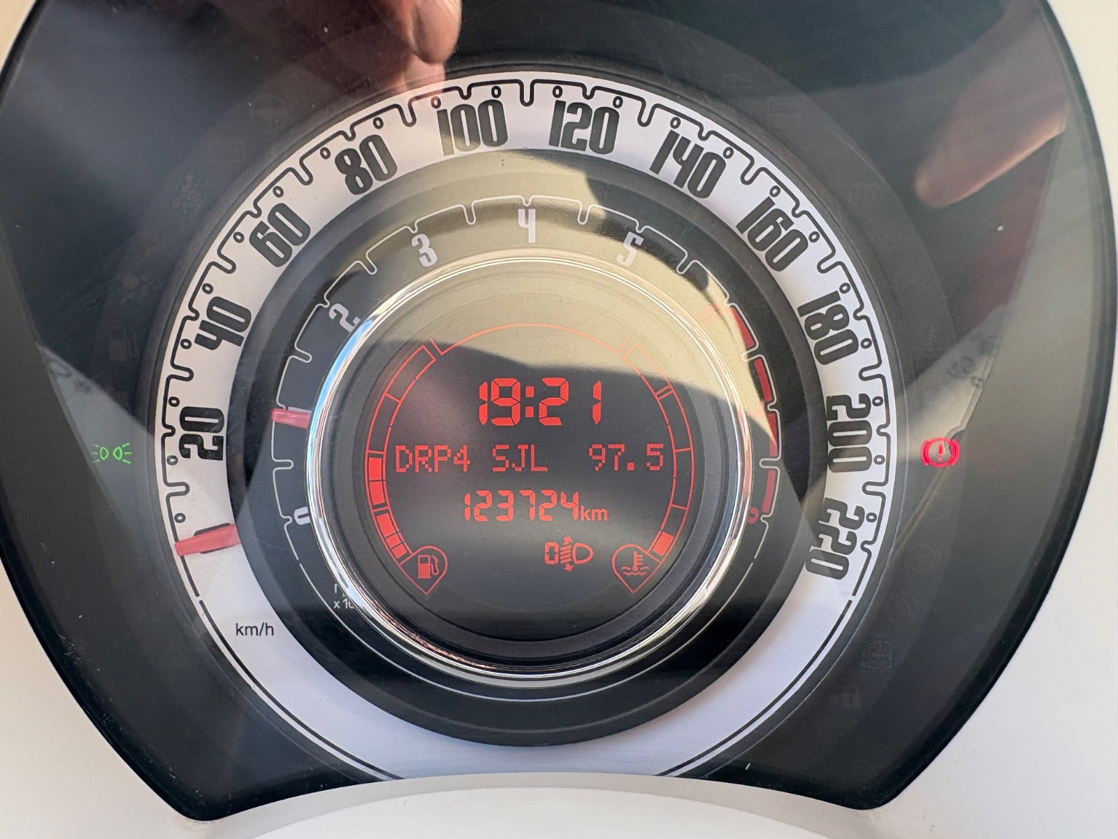 Grøn Fiat 500 fra 2008