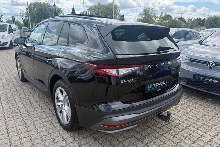 Sort Skoda Enyaq fra 2022