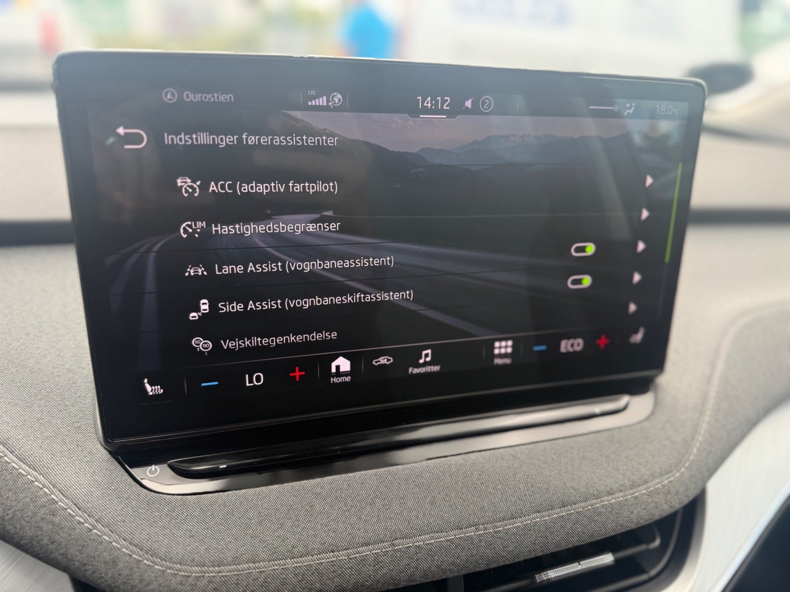 Sort Skoda Enyaq fra 2022