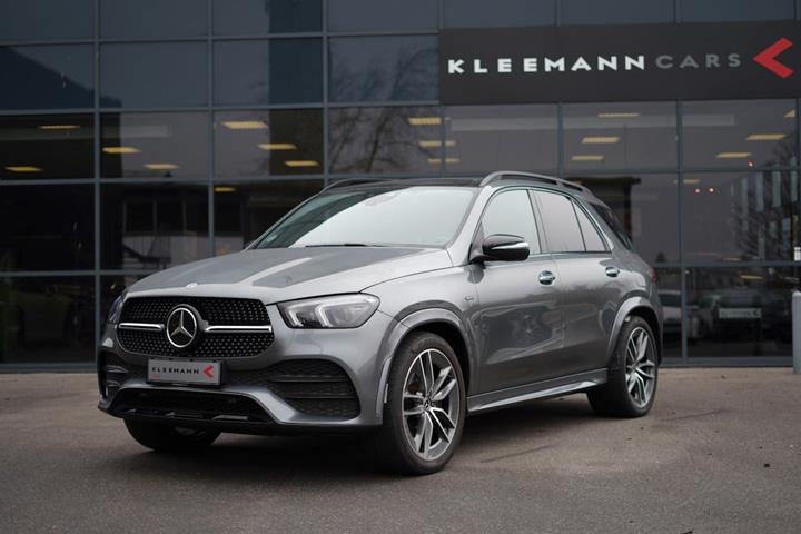 Grå Mercedes GLE350 de fra 2022