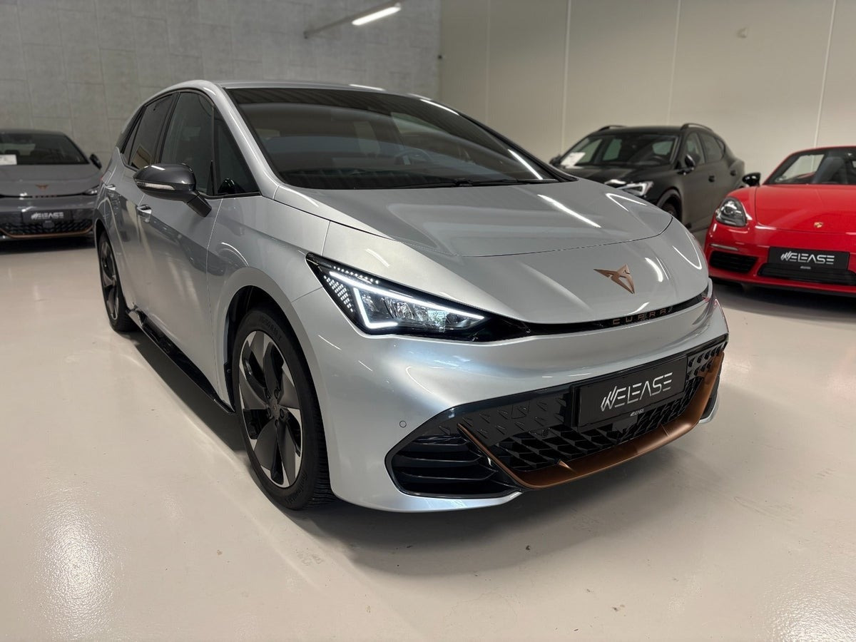 Sølv Cupra Born fra 2024