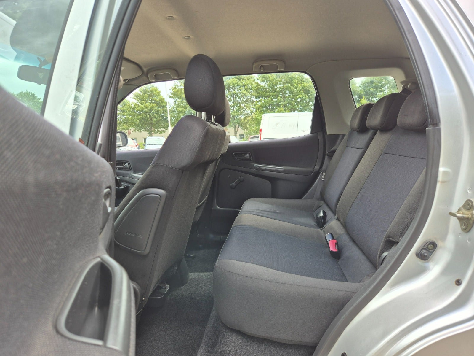 Grøn Suzuki Ignis fra 2004