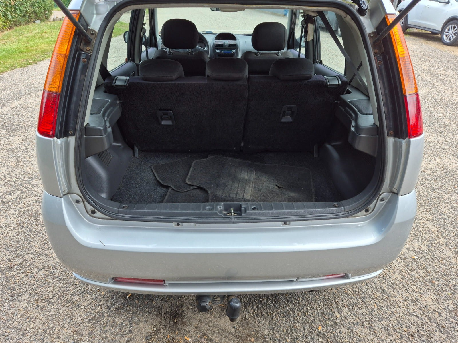 Grøn Suzuki Ignis fra 2004
