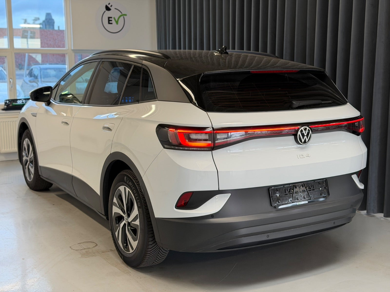Hvid VW ID.4 fra 2021