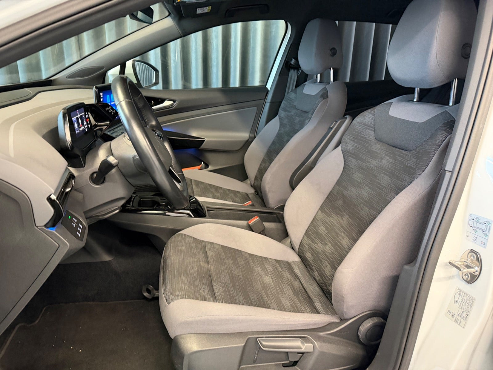 Hvid VW ID.4 fra 2021