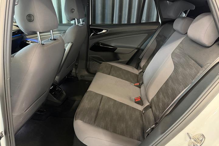 Hvid VW ID.4 fra 2021
