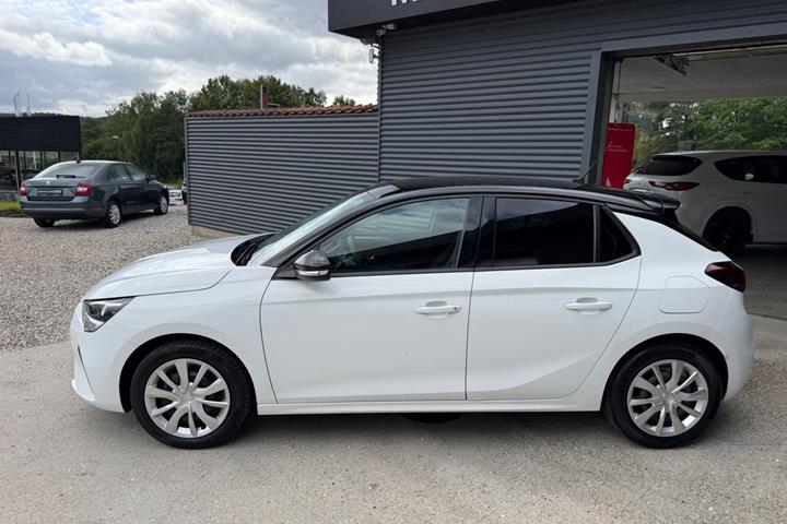 Hvid Opel Corsa fra 2020