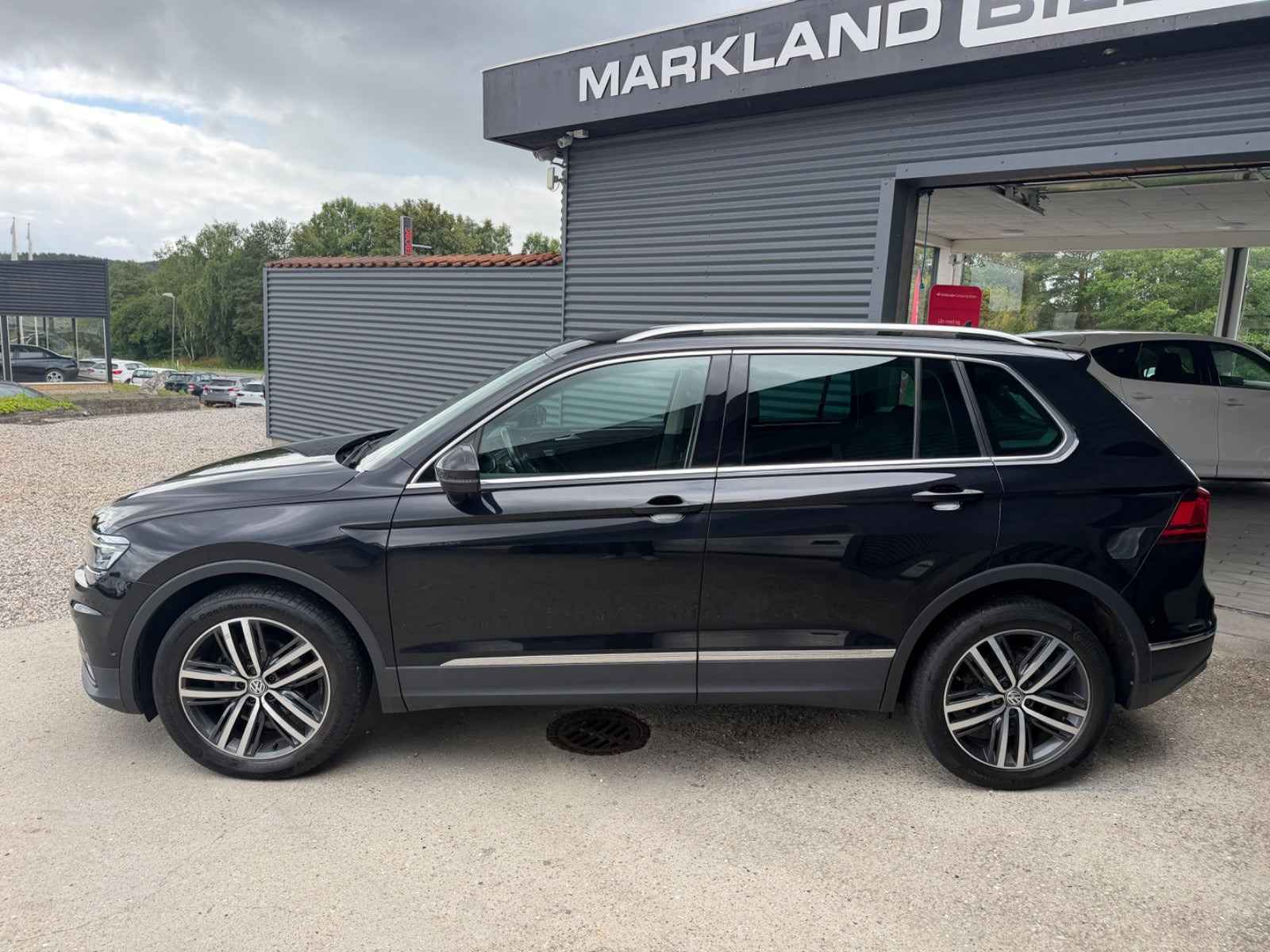 Sort VW Tiguan fra 2018