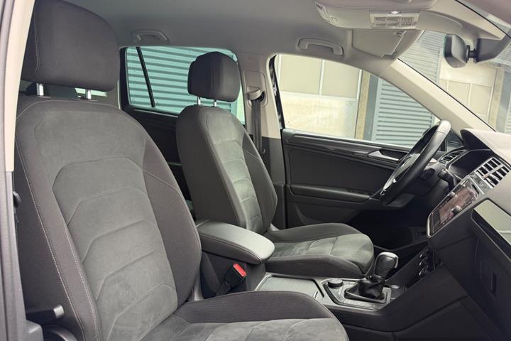 Sort VW Tiguan fra 2018