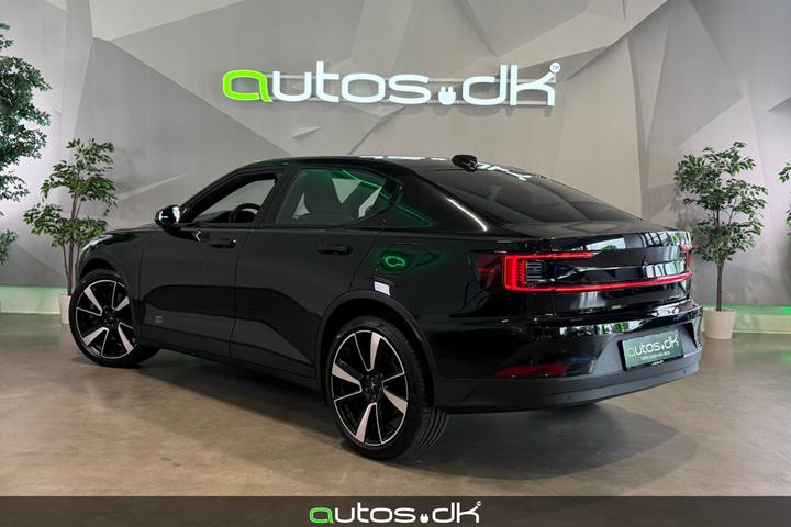 Sort Polestar 2 fra 2022