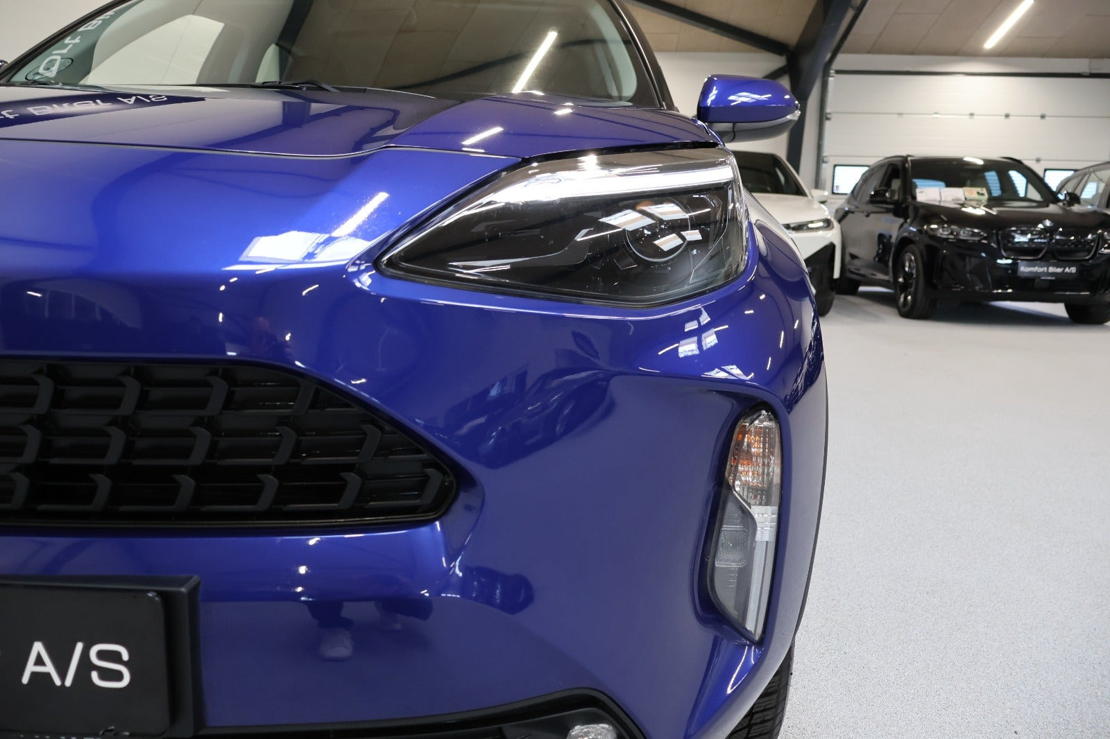 Blå Toyota Yaris Cross fra 2022
