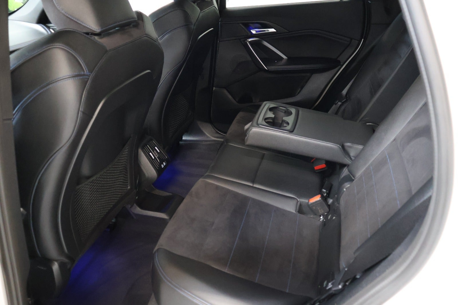 Hvid BMW iX1 fra 2023