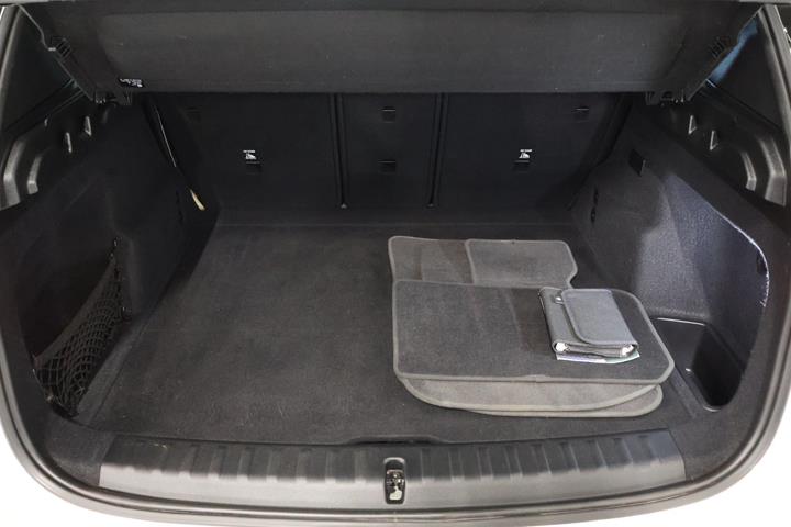 Hvid BMW iX1 fra 2023