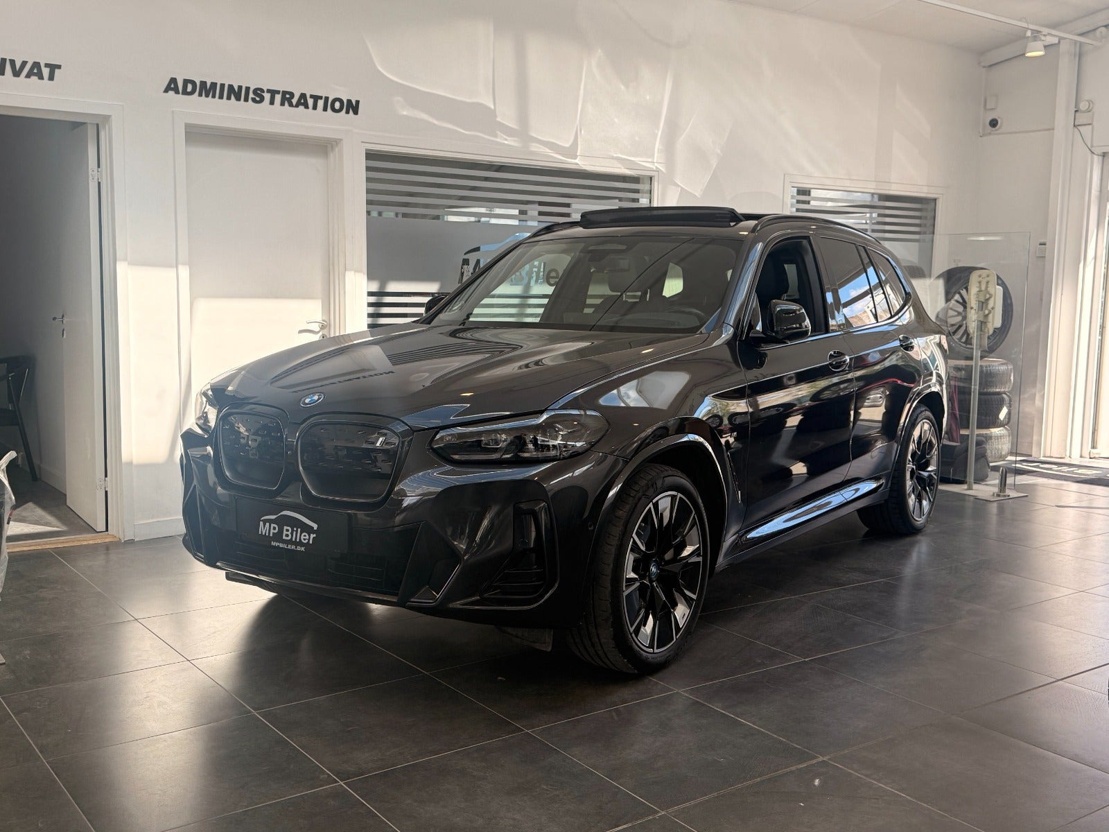 BMW iX3 Charged Plus M-Sport