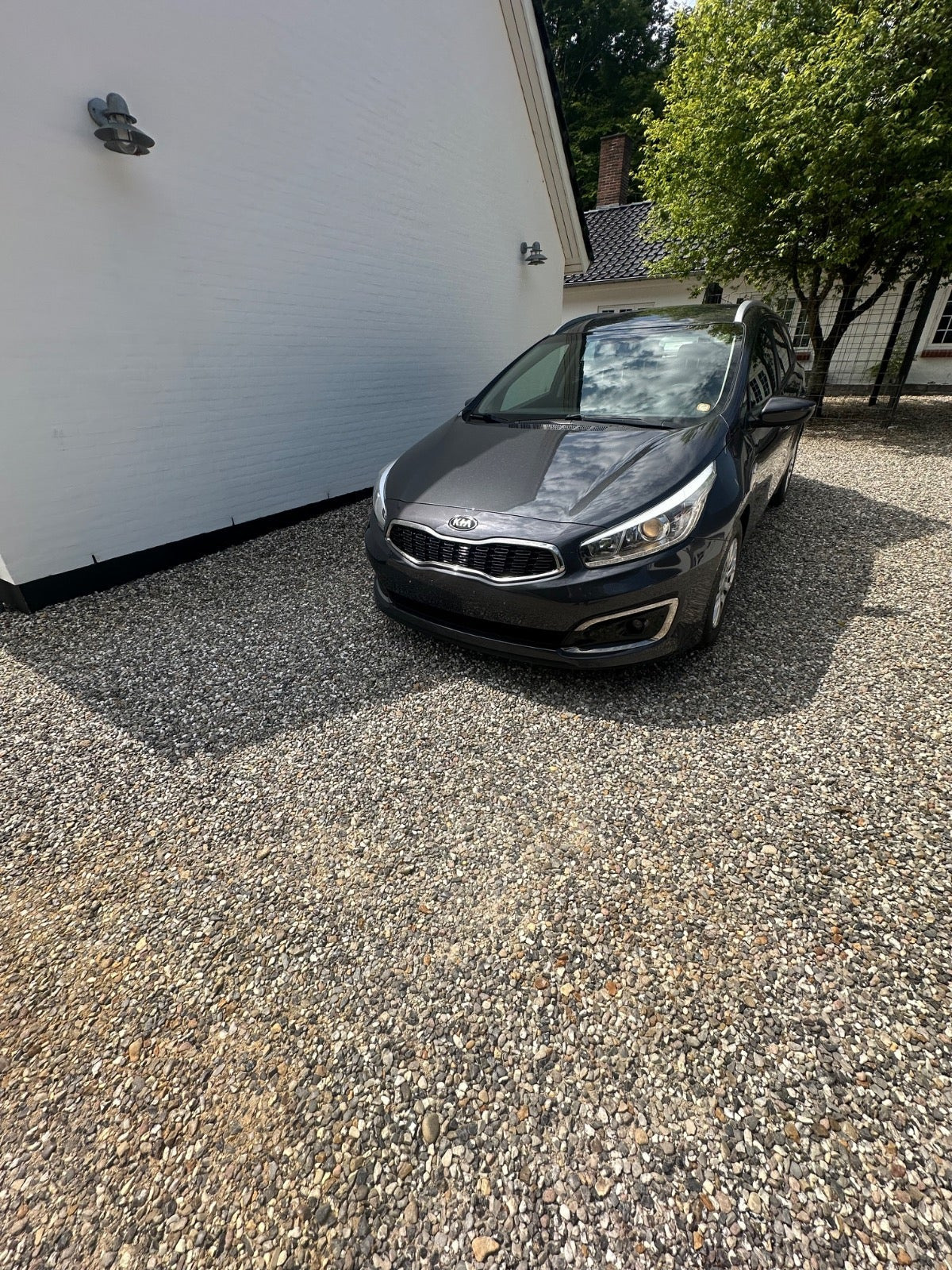 Grå Kia Ceed fra 2016