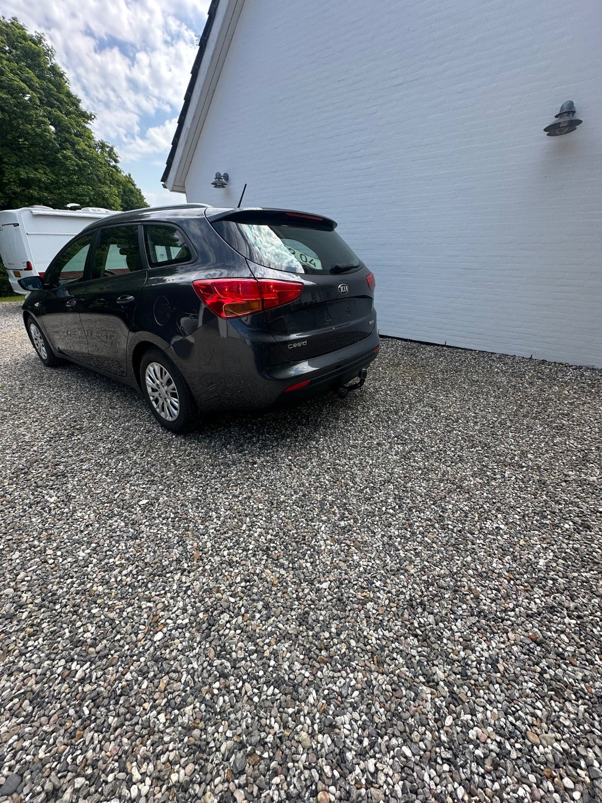 Grå Kia Ceed fra 2016