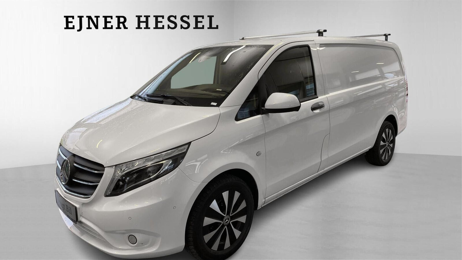 Hvid Mercedes Vito 114 fra 2021